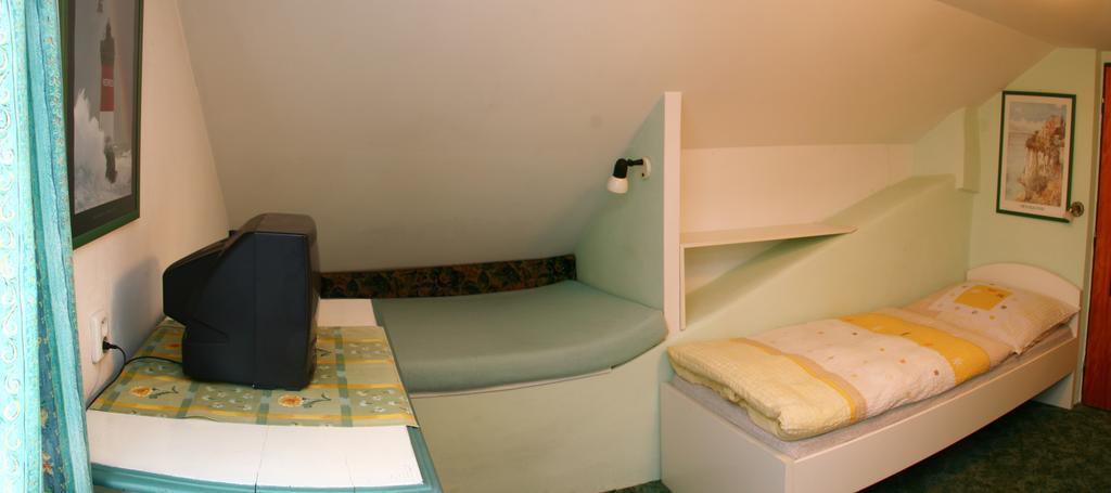 Penzion Kapitan Jindřichŭv Hradec Room photo